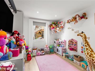 Picture 10